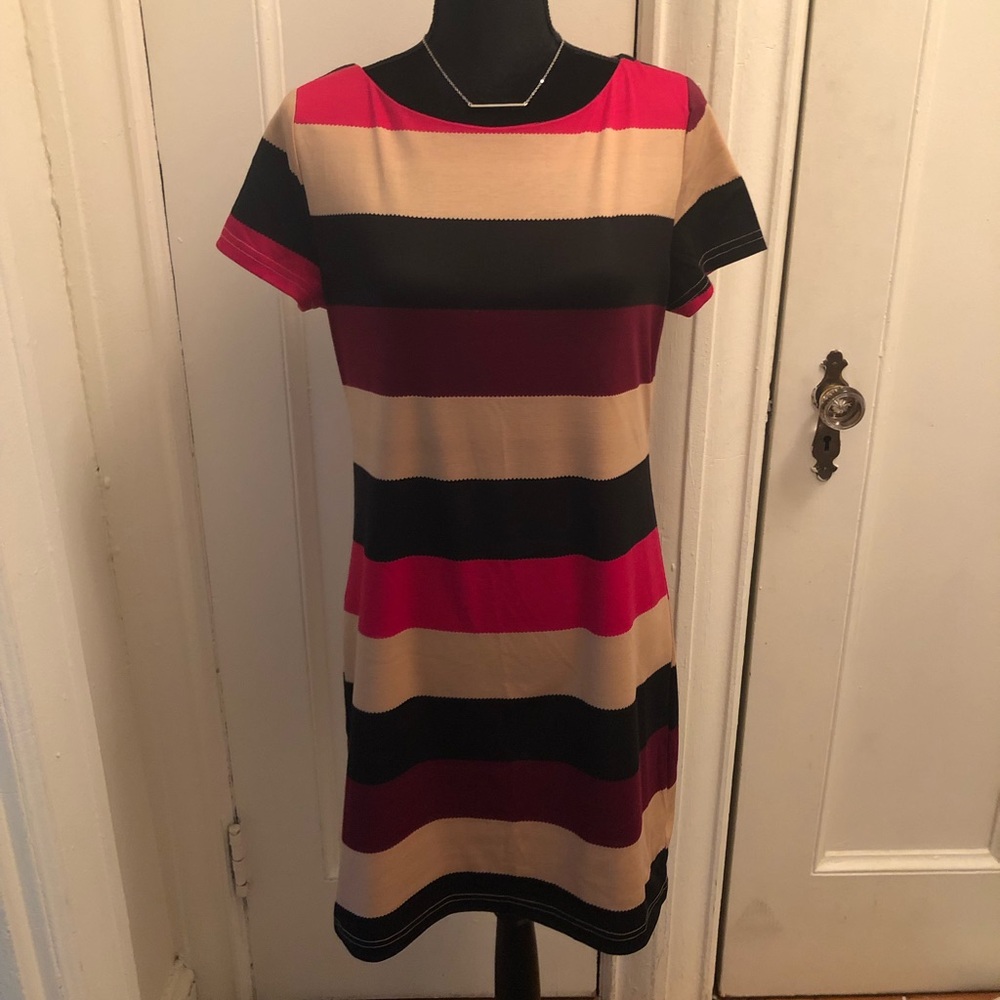 Charming Charlie short sleeved dress!